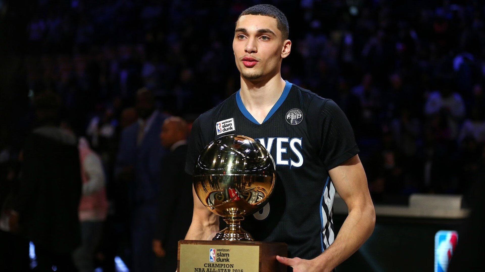 成为耐克签名运动员！克拉克个人LOGO公布，一对相互连接的C