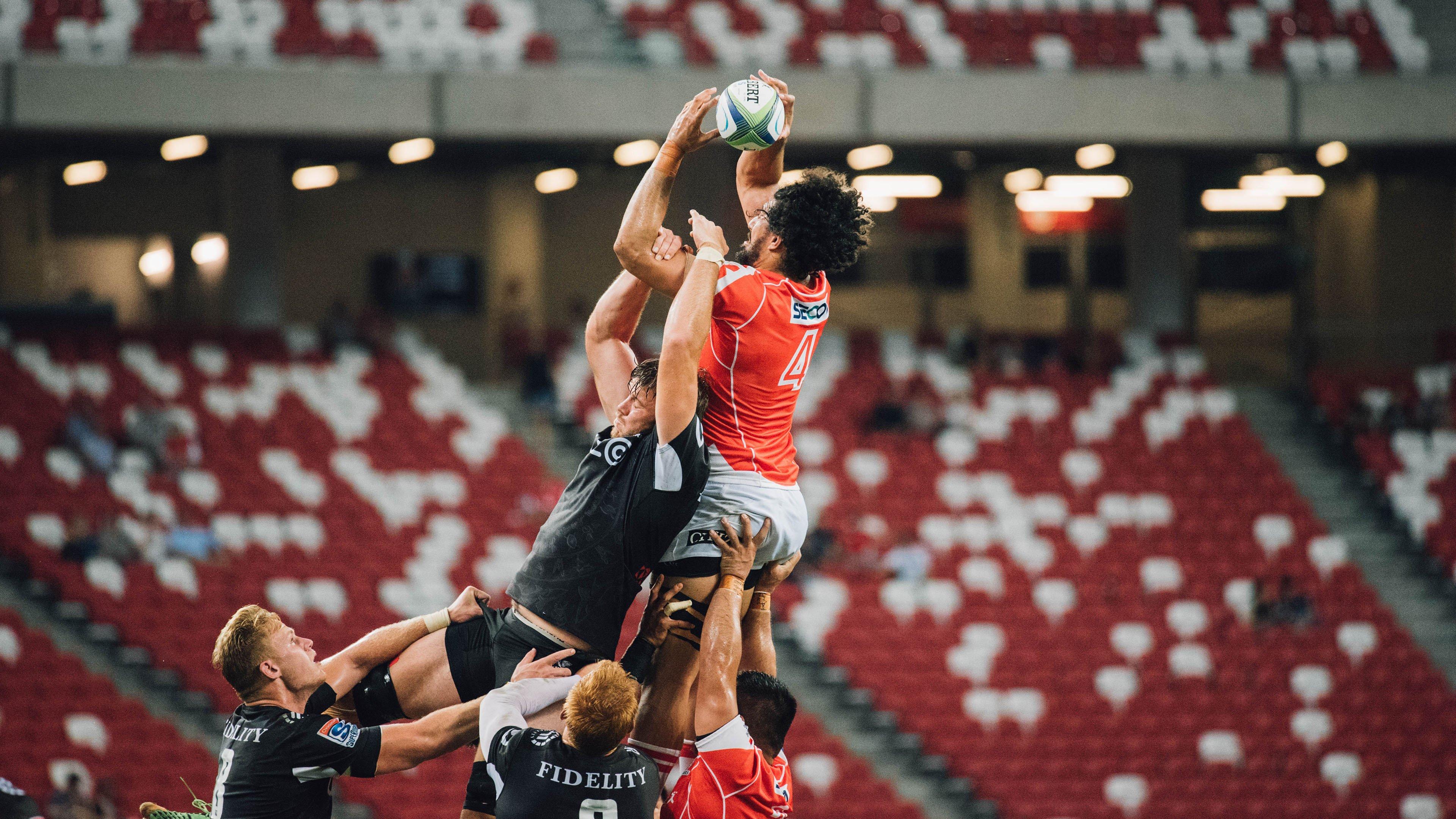 中国女重剑队布达佩斯登顶 团体赛绝杀俄罗斯成功卫冕