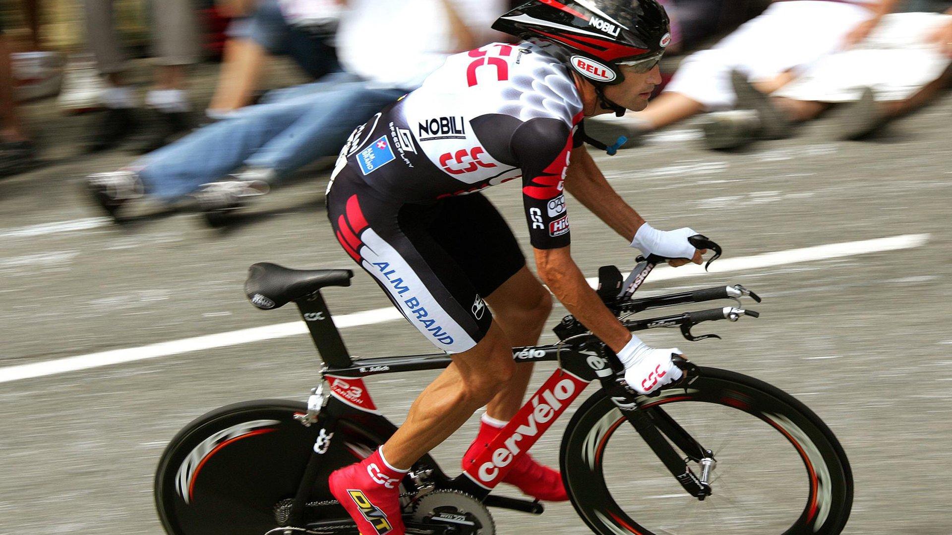 英超惊魂夜，利物浦开场丢球后逆转，努涅斯造致胜球擒莱斯特