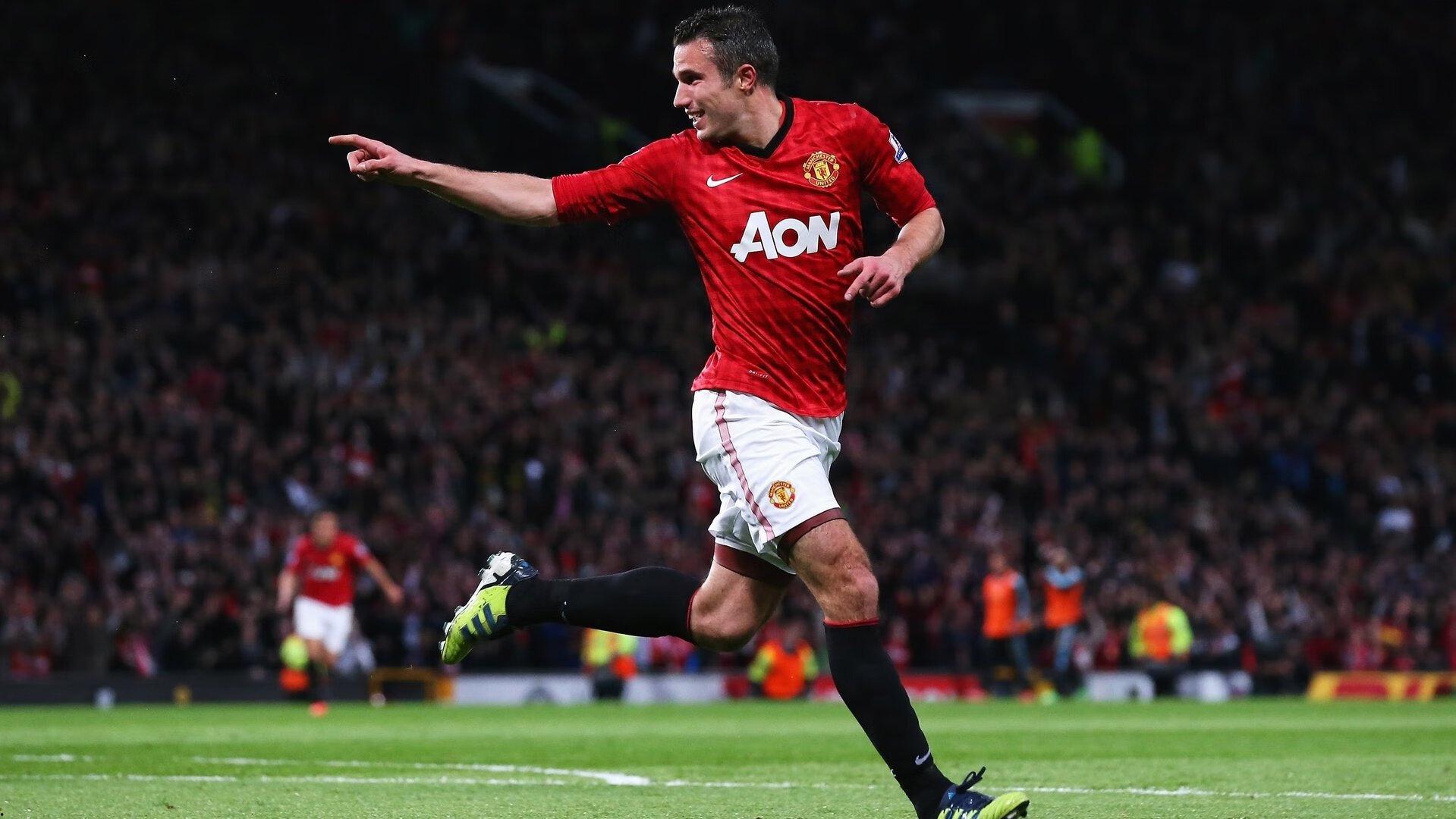 历史性时刻！小贝为梅西颁发金球奖 全场起立致敬传奇