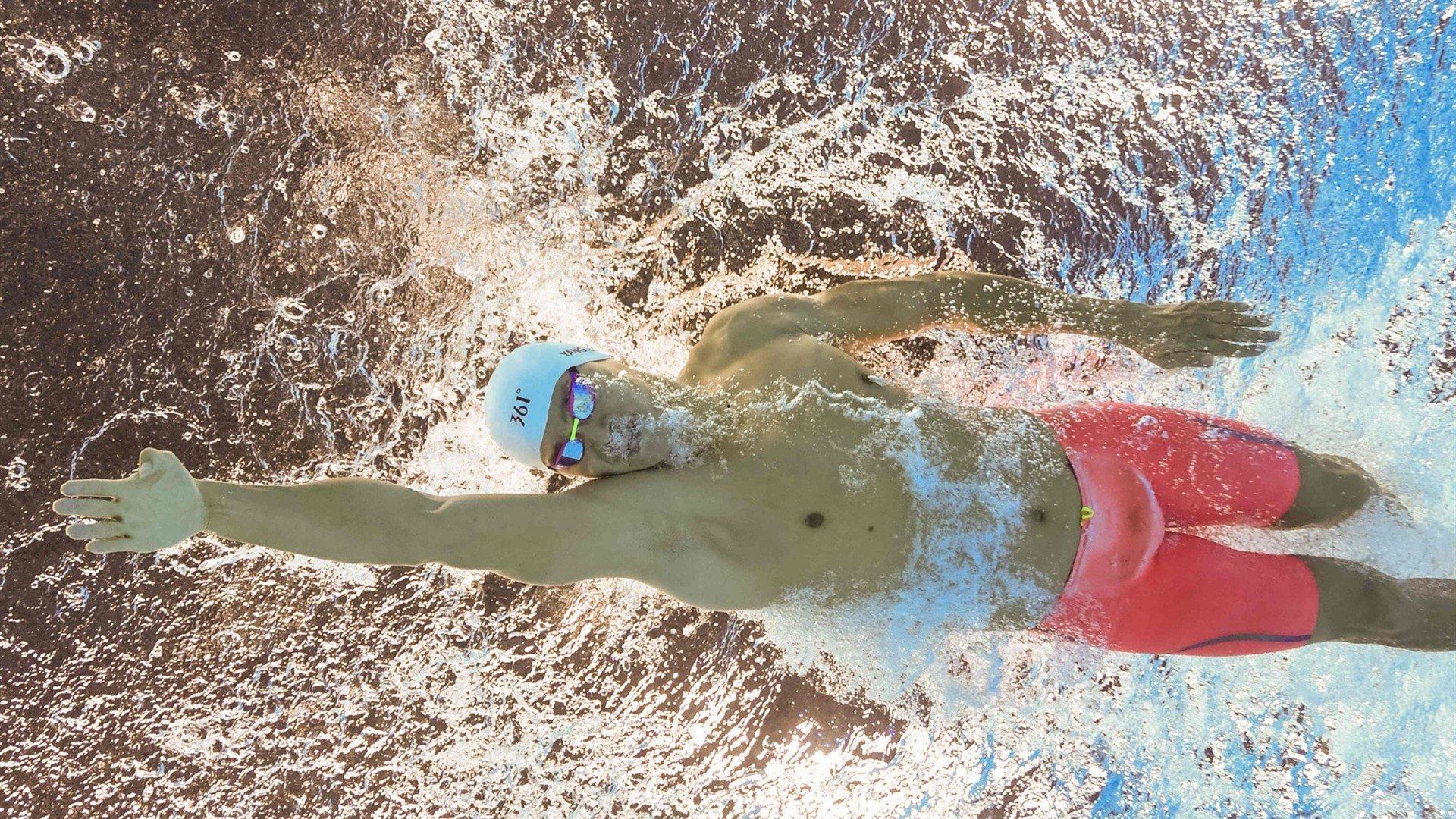 骑士招募韦德优势显著 詹皇亲自劝说并提供首发承诺