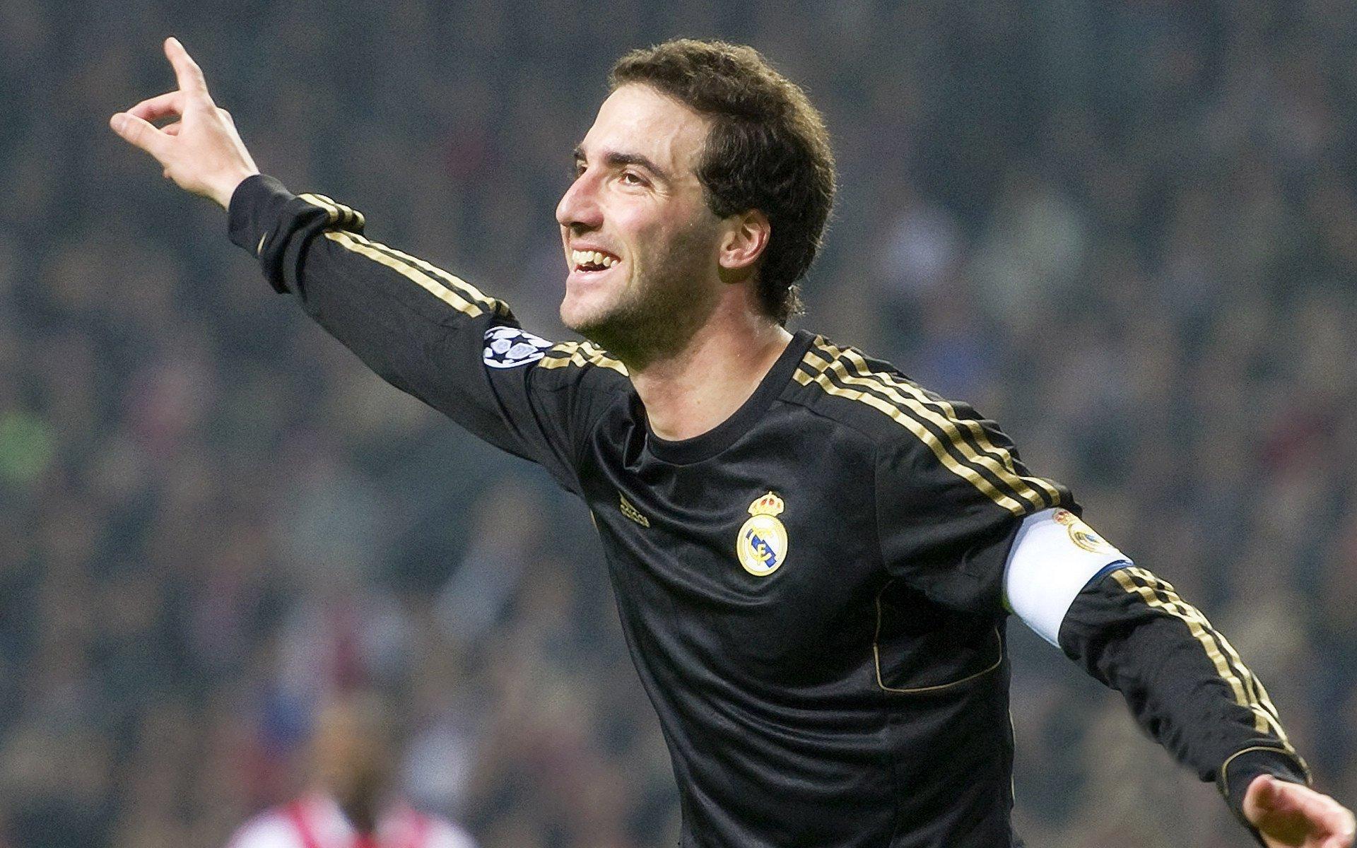 CBA:巴斯、韦伯斯特完成救赎 辽宁广厦各自取胜