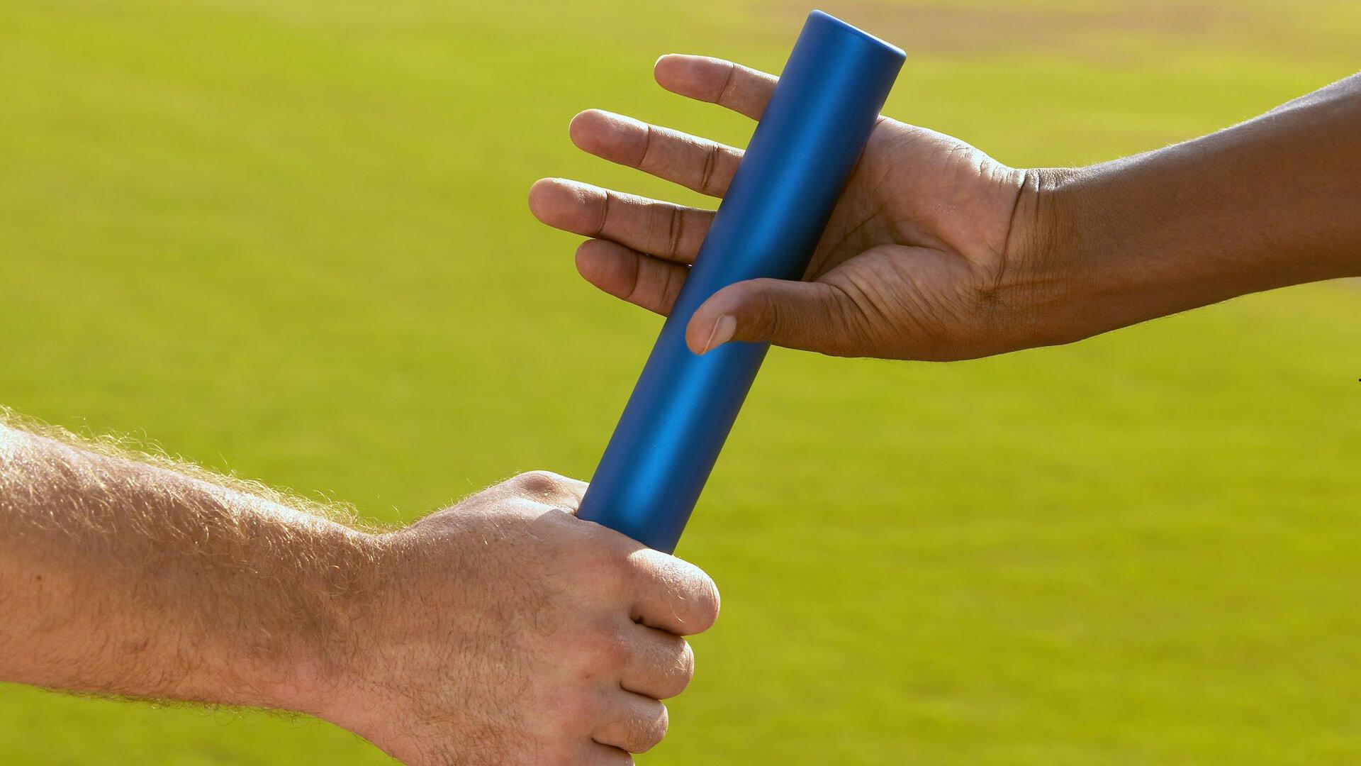 德媒曝拜仁紧急寻枪计划，穆西亚拉伤情触发阿森西奥转会谈判，薪资壁垒致交易搁浅